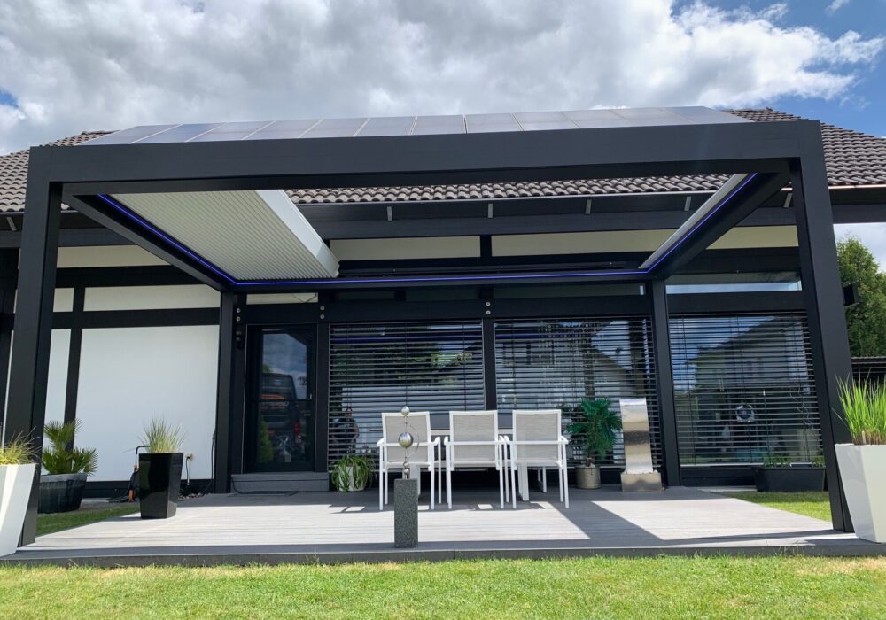 GIBUS_velvet_Atelier_goldmann_pergola_lamellendach_in_weiden